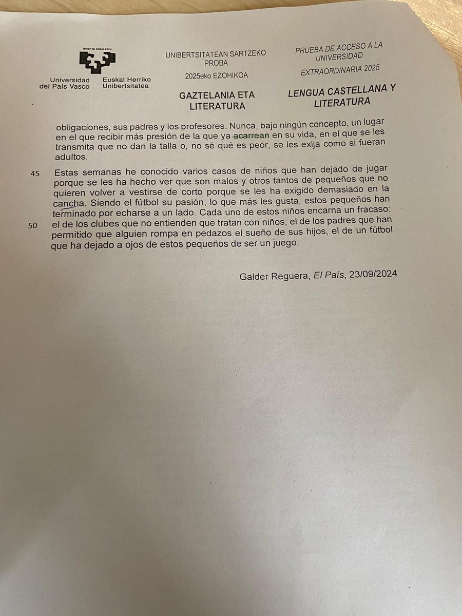 ¡Un texto mío en la selectividad!  Siento que me acabo de pasar una de las pantallas del videojuego de ser autor.
¡Ilusión máxima!

[Nota al pie: yo SUSPENDÍ esa prueba de la sele, creo recordar que con un texto de Rosa Montero].