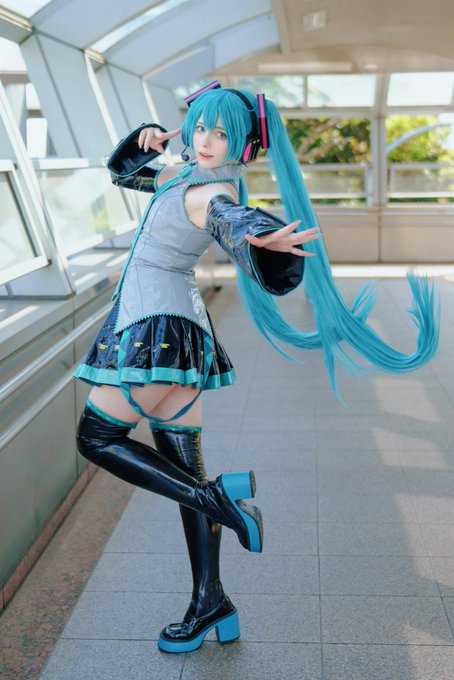 Twitterのコスプレ画像18