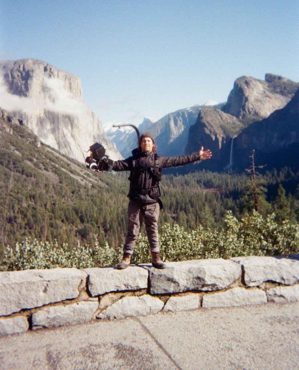 vodafilms's tweet photo. Yosemite treated us real good. Grateful to soak it in. Photo: @ezraseamore https://t.co/zcsT8bi8I1