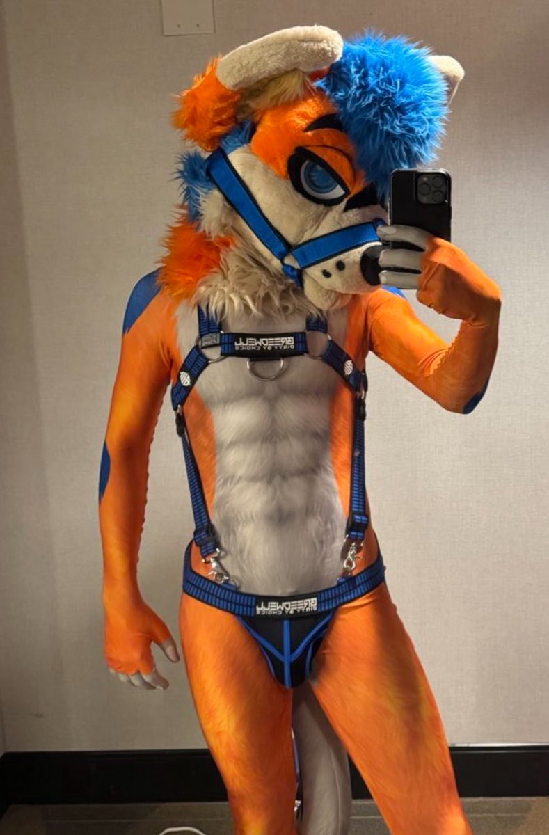 How to find me at AC!! 

DO 
✅ Follow I-95 towards Miami
✅ Search a soccer field or an Irish pub
✅ I’m probably there

DON’T
❌ Check at AC
❌ I’m not gonna be there
❌ Maybe one day tho