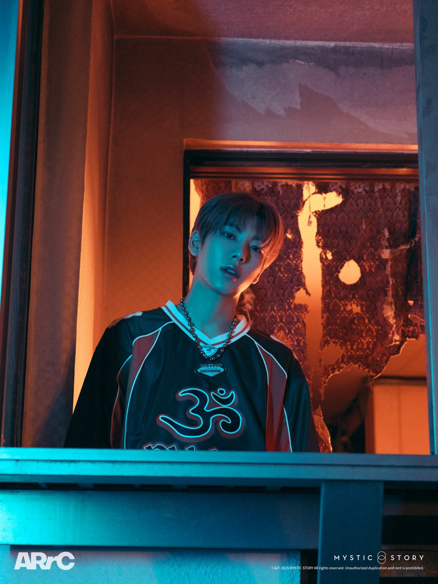 official_arrc's tweet photo. ARrC (아크) [𝗛𝗢𝗣𝗘] Photo Drop #1
#ANDY #앤디

ARrC the 3rd mini album [𝗛𝗢𝗣𝗘] 
👹2025.07.16 WED 6PM KST

#ARrC #아크 
#HOPE
#COMEBACK #250716_6PM https://t.co/X1J6pk0BnH