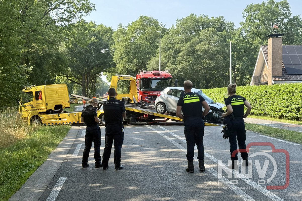 De afsluiting van de N309 Eperweg ‘tHarde zal nog tot 18:00 uur duren. Berging is klaar alleen het asfalt moet nog gereinigd worden.