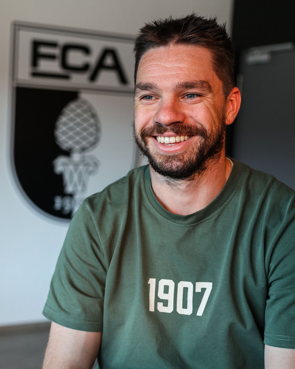 Ein Urgestein bleibt uns erhalten: Raphael #Framberger kam 2004 zum #FCA, durchlief alle Jugendteams und war das erste Eigengewächs, das in der Bundesliga debütierte! 👏 Nun wechselt Frami in unsere Geschäftsstelle! 🙌

🎥 Zum Interview: fca07.com/Frami_IV