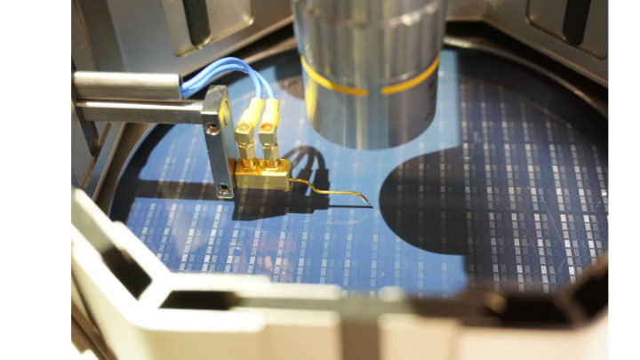 Vision_Systems's tweet photo. Check out this new SWIR line scan camera from LYNRED-NIT! #visionsystemsdesign has the details: https://t.co/0oroFdzDGG. #machinevision #SWIRimaging #SWIRcamera #linescancamera #visionsystem. https://t.co/NcTdoFwzF9