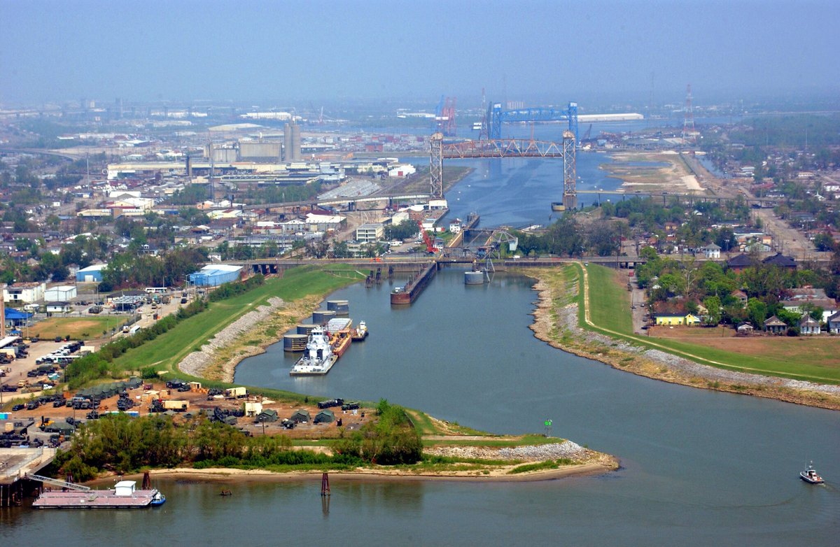 IHNC Lock replacement public review, comment periods extended 

Read more here: mvn.usace.army.mil/Media/News-Rel…
