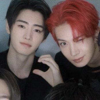 Hourly Nakama. tweet media