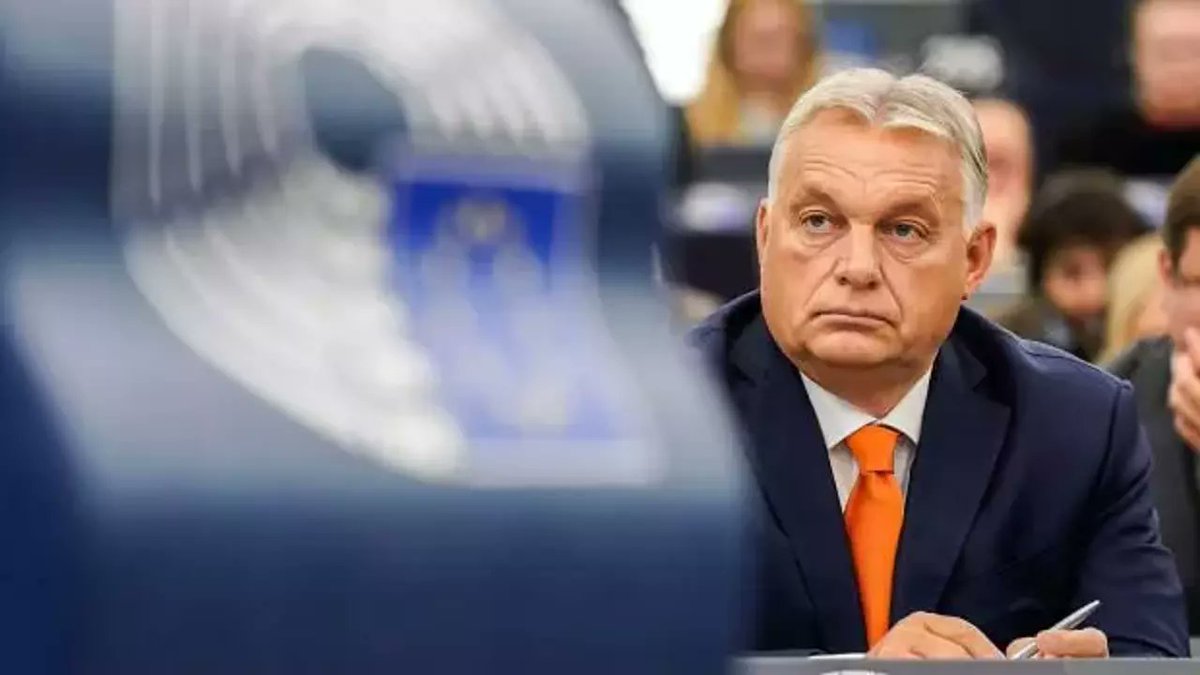 🚨#SONDAKİKA | Macaristan Başbakanı Viktor Orban, Budapeşte’de yasak kararına rağmen düzenlenen sözde Onur Yürüyüşü’nün ardından Avrupa Birliği’ni eleştirdi. 

Etkinliği “iğrenç ve utanç verici” sözleriyle tanımlayan Başbakan, bu tür etkinliklerin toplumu bölmeye ve yozlaştırmaya