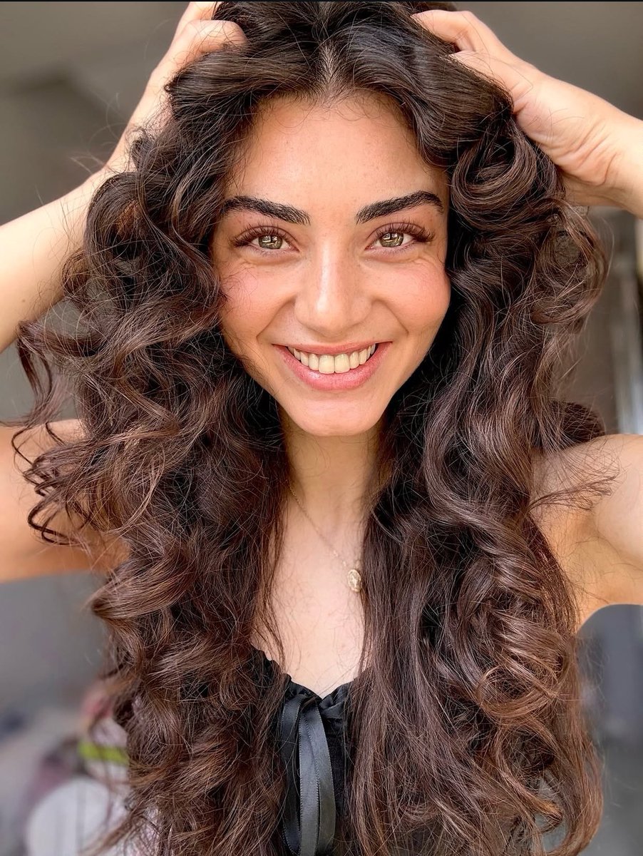 pluvianicks's tweet image. Oha kıvırcık törer bayılırızzz❤️‍🔥❤️‍🔥❤️‍🔥
#ÖzgeTörer