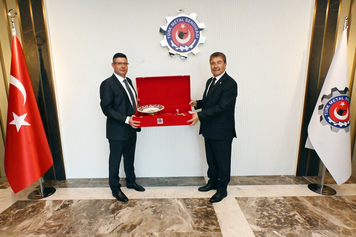 Kuzey Kıbrıs Türk Cumhuriyetimizin Başbakanı Sn. Ünal Üstel ve beraberindeki heyete Genel Merkezimize gerçekleştirdiği nazik ziyaretten dolayı teşekkür ederim.