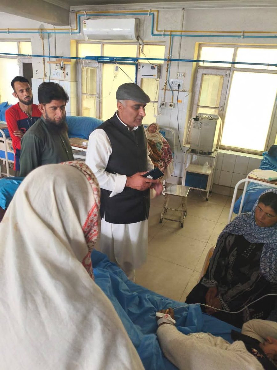 Waseembaba123's tweet image. Mr. Mohd Idrees Karnahi, senior BJP leader and contested candidate, visited SDH Tangdar Karnah.
@BJP4India
@BJP4Delhi
@BJP4JnK