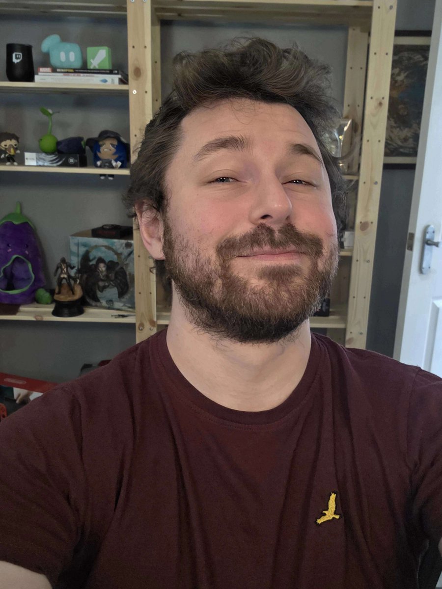 ThePontoTV's tweet photo. Happy Wednesday folks!

Its hot outside.... too hot. Out vibing last few days but getting inside to escape and game! Some #FFXIV on the cards today and #retro later!

Live on #YouTube and #Twitch right meow.

https://t.co/bYIFEMyn7I
https://t.co/Icqq16AeMY

#FF14 #FinalFantasy https://t.co/gNqi7bAinc