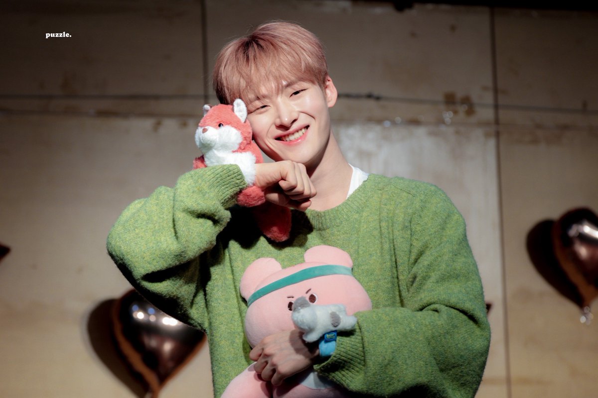 puzzle703_'s tweet photo. 🦊♡
아기 여우 생일 축하해!!! 
#유민 #YOUMIN  #ユミン
#ALL_H_OURS #올아워즈  #オールアワーズ https://t.co/9ETZ7d7KQL