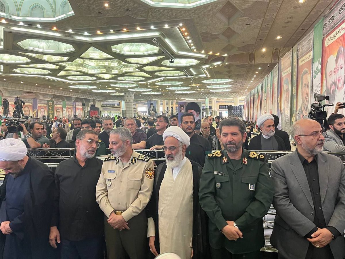 BeniSabti's tweet photo. ببینم الان در دوره غیبت صغری هستیم؟ پس غیبت کبری هم شدیدا نزدیکه..... https://t.co/wuiG5nHi3G