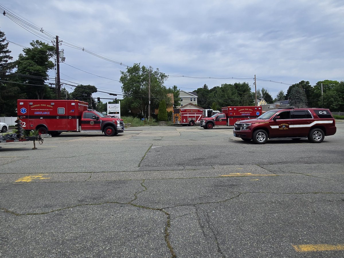 Today's working group is using 399 Neponset Street again to train on basic hose advancement into a structure.