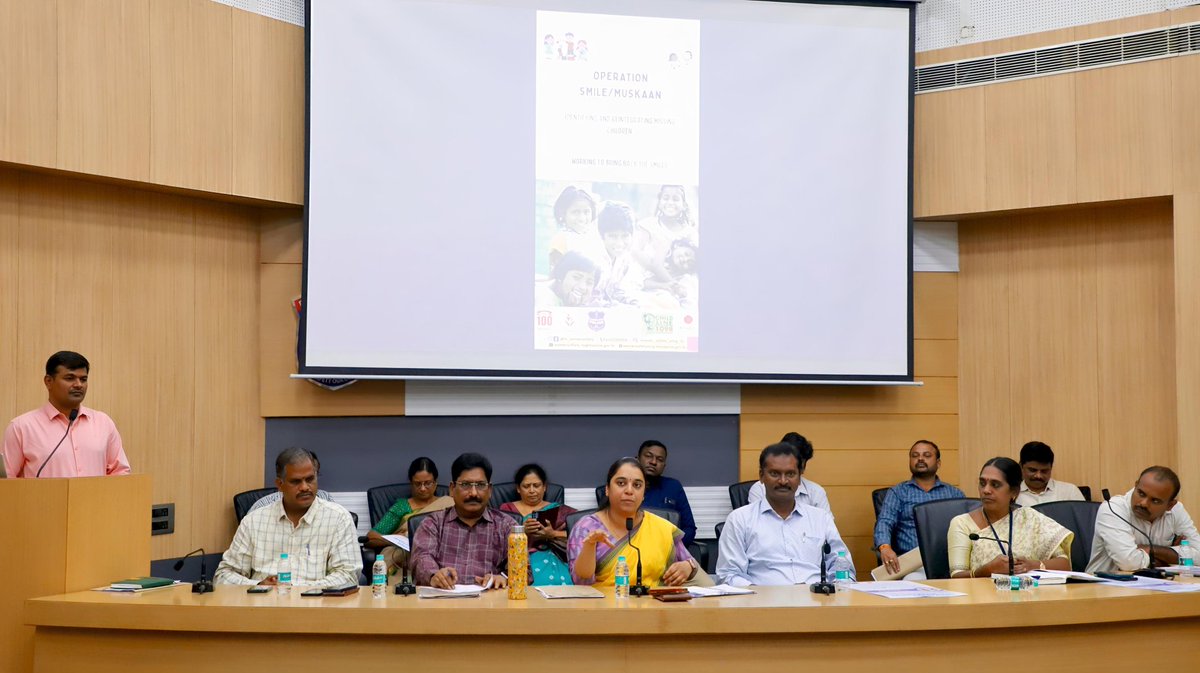 cyberabadpolice's tweet photo. @cyberabadpolice has launched #OperationMuskanXI.  A key meeting was held to strategize rescuing missing children &amp; those involved in begging, rag picking, child labour &amp; trafficking. 11 special teams are on the ground.
Let's protect our children.
#childrensafety https://t.co/vYYwOMl0wz