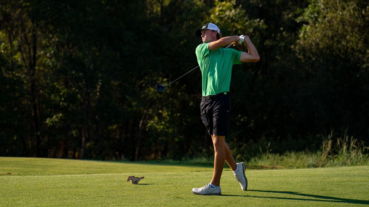 It's Wednesday, so let's go 𝓌𝒶𝒶𝒶𝒶𝒶𝒶𝓎 back to March when James got on a heater and finished T4 in a loaded All-American Intercollegiate with a 72-72-69 👏

#GMG🟢⚪️