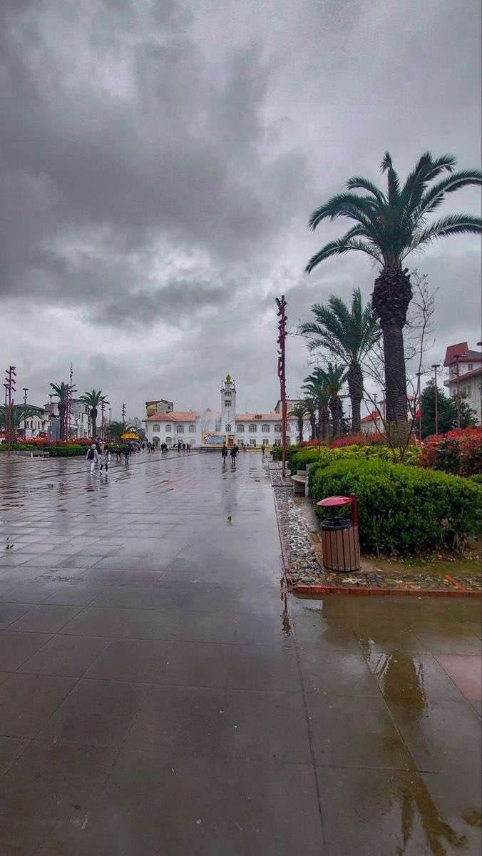 ماخسرنا احد، كانت تجارب تعلمنا منها وانتهت.