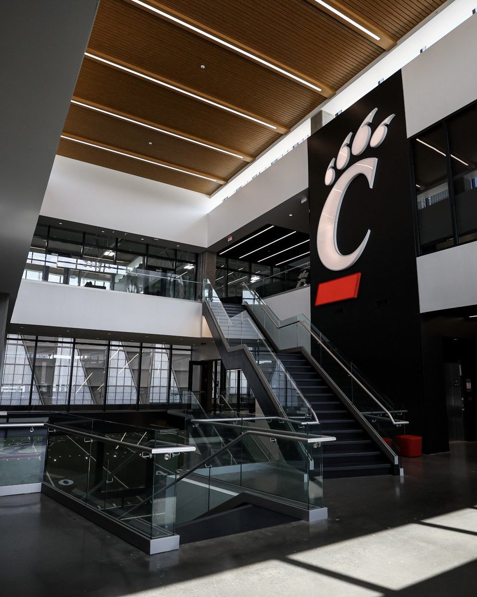 Clay Bollinger tweet media