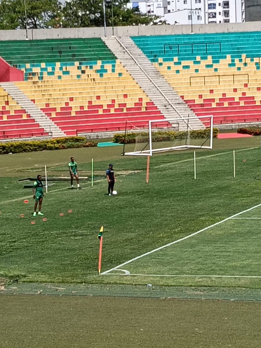 Sergio Prada (@serpra72) on Twitter photo Las dos nuevas caras del leopardo ya entrenando con el equipo, Felix Charrupí y Faber Gil. <a href="/ExtratiempoCO/">ExtratiempoCO</a> Las dos nuevas caras del leopardo ya entrenando con el equipo, Felix Charrupí y Faber Gil. <a href="/ExtratiempoCO/">ExtratiempoCO</a>