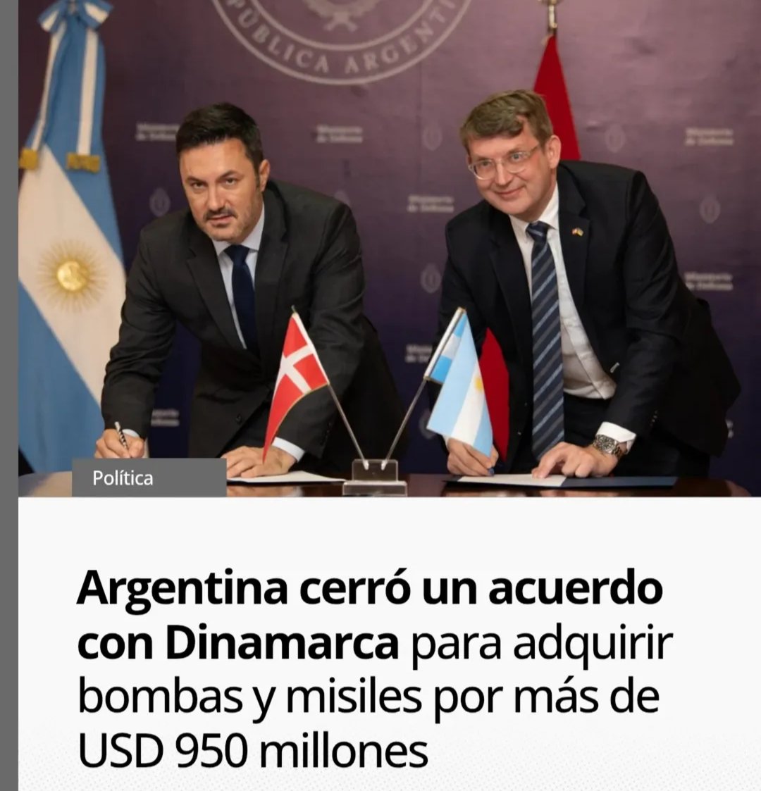 MConurbasic's tweet photo. MISILES PARA EL GARRAHAN 💥
Festejan los niños con cáncer. El gobierno invierte en bombas y misiles para cuidar a los pacientitos del Garrahan y los jubilados de la mínima. https://t.co/icauBG5Uno