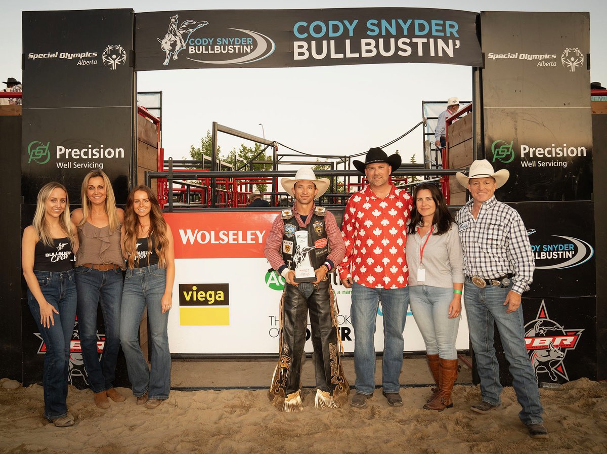 CODY SNYDER BULLBUSTIN’ tweet media