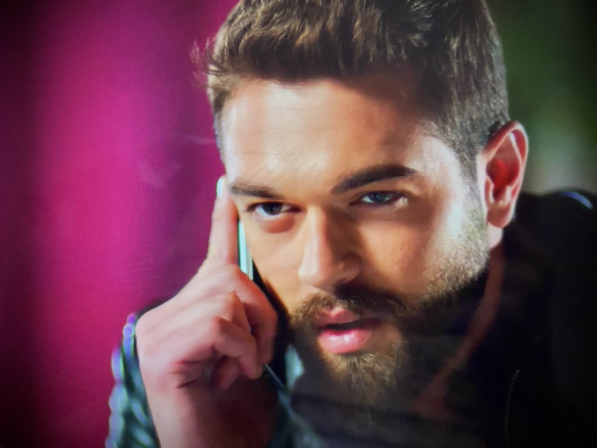CaterinaMonteb4's tweet photo. Furkan Andiç con questo look che gran BONO🫠🔥❤️🔥
#TatliIntikam • #SweetRevenge https://t.co/kKH0ybWKvb