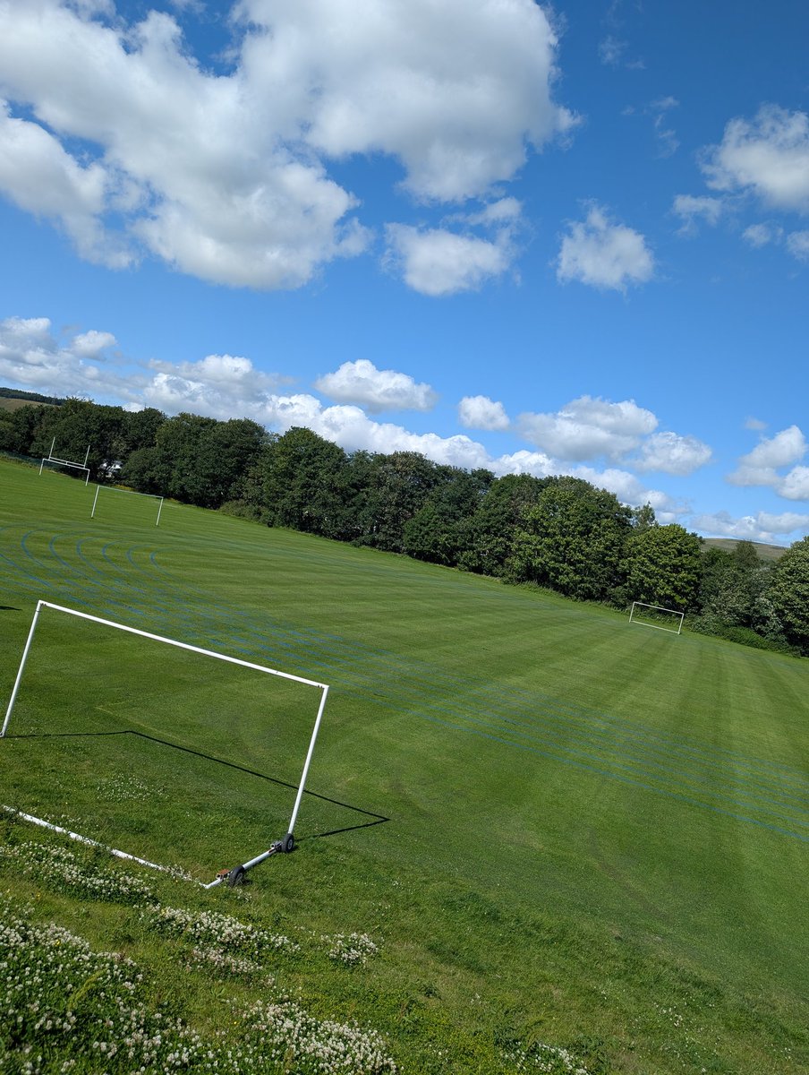 WCHS_PE's tweet image. Ready for Yr 7️⃣/8️⃣ Sports Day.

Track is looking great in school blue. 🟦🟦🟦