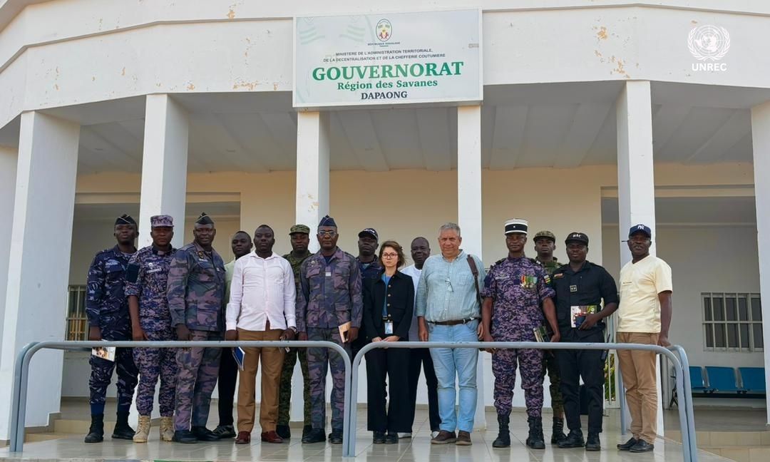 📍Dapaong, 23–24 juin 🇹🇬 | Poursuite de la mission conjointe de l’UNREC, de l’UNMAS et des Nations Unies au Togo.Rencontres avec les autorités régionales et les forces de défense et de sécurité pour renforcer les capacités de lutte contre les mines et engins explosifs (...)