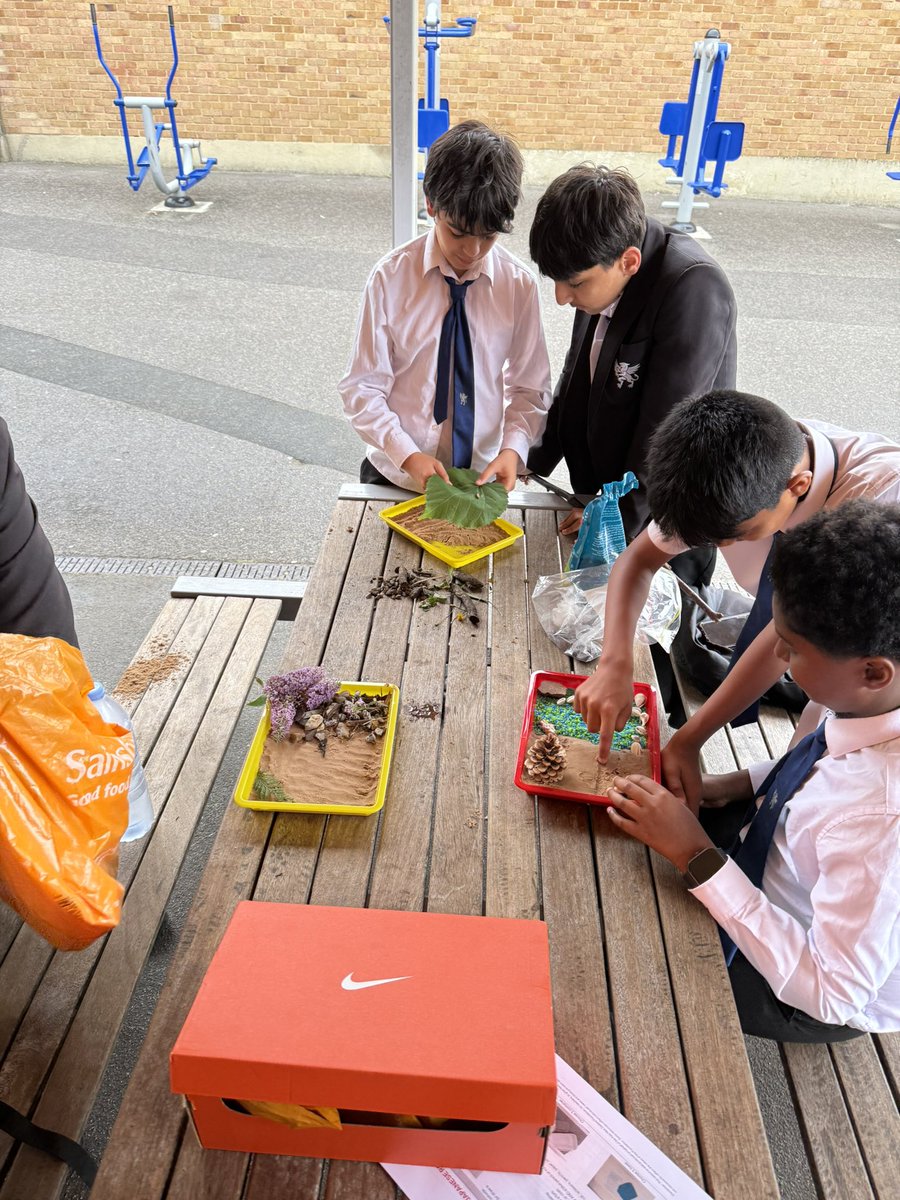 MsC_History's tweet photo. I took Year 7 outside today to build their own Buddhist Zen Gardens - they loved it! #Buddhism @shsrbk https://t.co/a1CHxEwT6Q