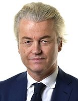 Glennqu62650778's tweet image. Dat worden minimaal 60 zetels voor de PVV 29 oktober mensen 💪🏻
Timmermans is een antisemiet.
Bontenbal is een landverrader.
Yesilgöz durft beiden niet uit te sluiten.
Geert wordt onze nieuwe MP, simpel.