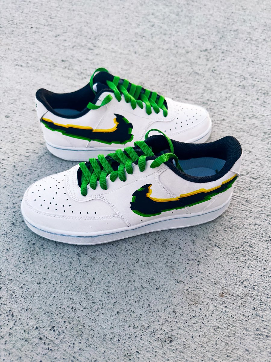 RaisingCustoms's tweet image. Customized these for myself back during basketball season for our trip down to Murfreesboro for the Girls’ Basketball State Tournament!