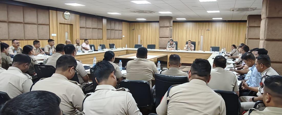 Hardi Singh (@hardispeaks) on Twitter photo Chaired a detailed Review of <a href="/GuwahatiPol/">Guwahati Police</a> today in the presence of CP Guwahati, Sh Partha Sarathi Mahanta.
Focused on enhancing & ensuring robust safety and security for all citizens.
Assam Police remains committed to proactive, people-centric policing.
<a href="/himantabiswa/">Himanta Biswa Sarma</a> Chaired a detailed Review of <a href="/GuwahatiPol/">Guwahati Police</a> today in the presence of CP Guwahati, Sh Partha Sarathi Mahanta.
Focused on enhancing & ensuring robust safety and security for all citizens.
Assam Police remains committed to proactive, people-centric policing.
<a href="/himantabiswa/">Himanta Biswa Sarma</a>