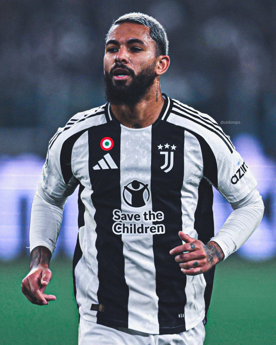 muscrdncr's tweet image. Dusan Vlahovic or Douglas Luiz ? 👀 

If we get the opportunity to do a swap deal for Jadon Sancho with Juventus.

#mufc #jadonsancho #juventusfc