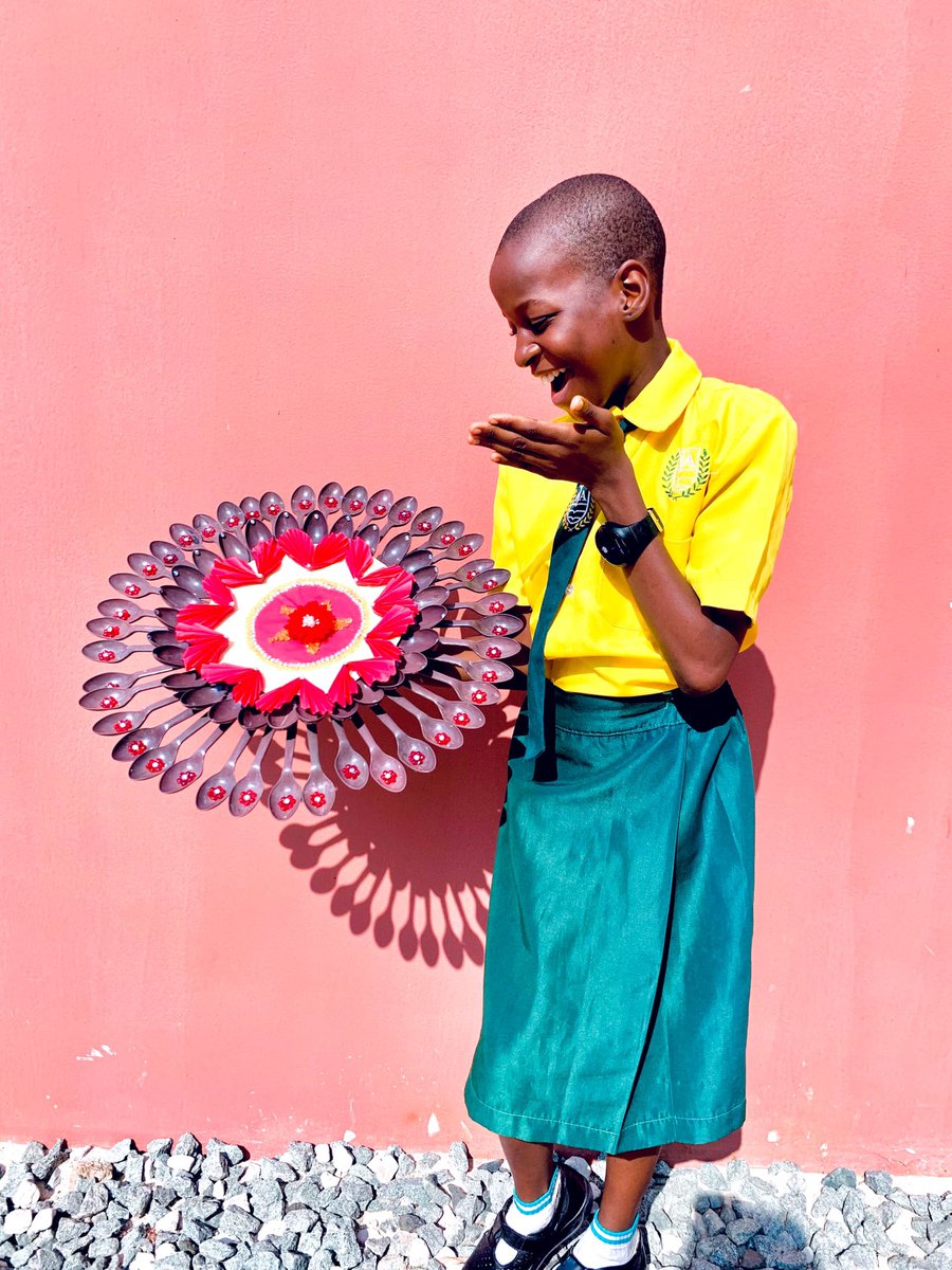 Osnon_Academy's tweet photo. Our brilliant students brought creativity to life in their Home Economics project this term!

🧺 Year 7 turned plastic spoons into stunning Wall Decorations a lesson in recycling and imagination!

🧶 Year 8 took on hand knitting to design beautiful Table Covers l

Swipe to see https://t.co/xHPqpOHVa5