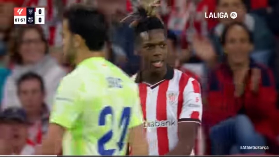 1️⃣ Esa camiseta fue presentada el 16 de mayo.
2️⃣ La foto lleva desde finales de mayo en la web. La estrenaron en el último partido de Liga 24/25 y la foto es de ese partido.
3️⃣ Nico era jugador del Athletic Club cuando se hizo la foto y se publicó. Aún lo sigue siendo.
4️⃣ El FC