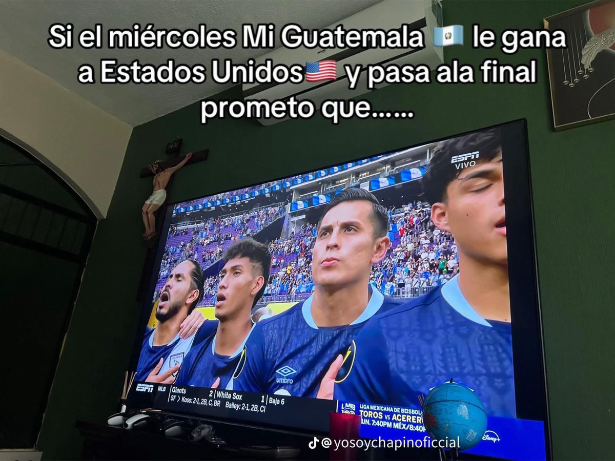 Cfc_shitposting's tweet image. Todo bien con ustedes?
Acá empezó a llover 🥺