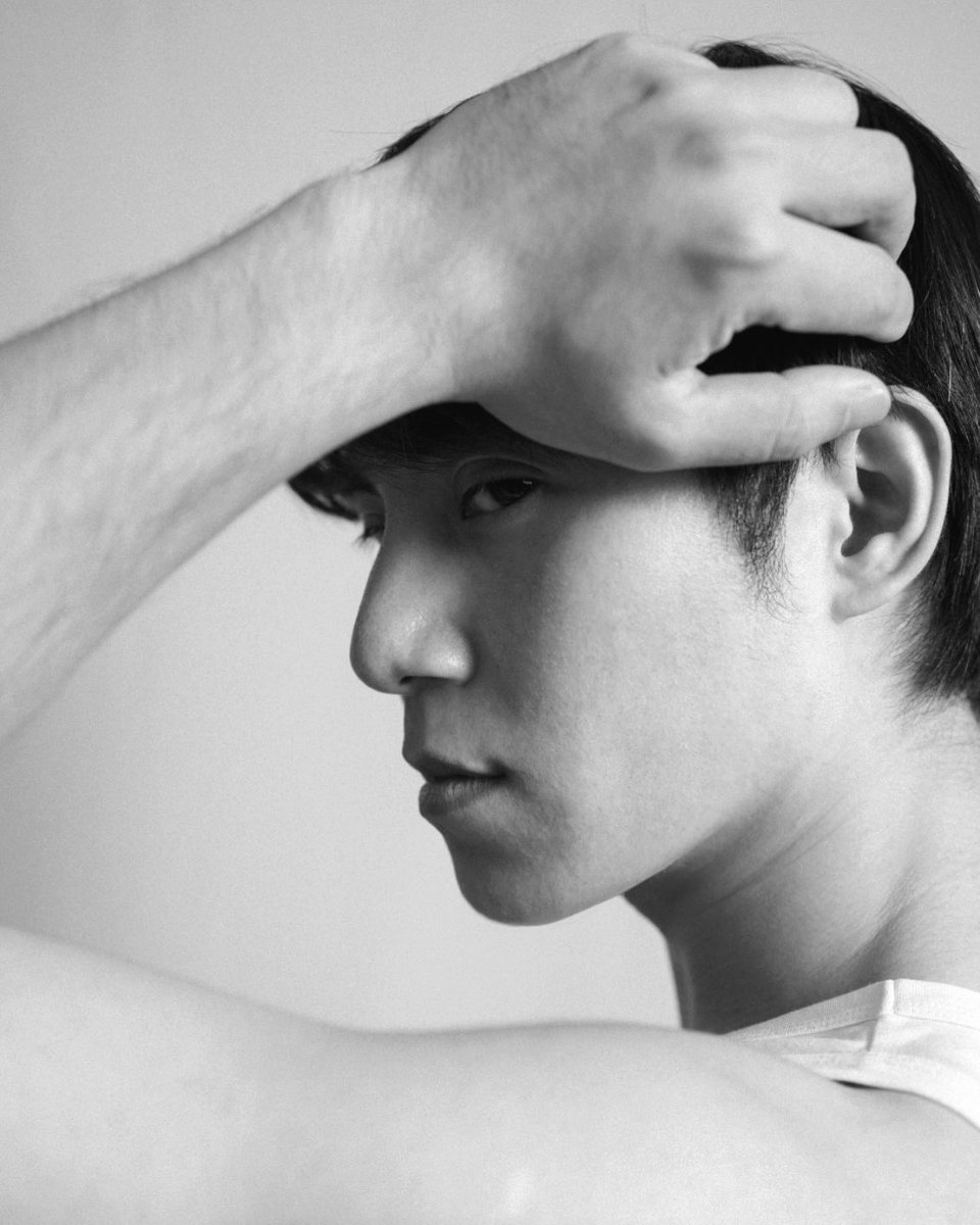 《𝕹𝖔 𝖊𝖒𝖔𝖙𝖎𝖔𝖓 𝖘𝖙𝖆𝖞𝖘 𝖋𝖔𝖗 𝖑𝖎𝖋𝖊.》
⠀
instagram.com/honeybaby_phot…