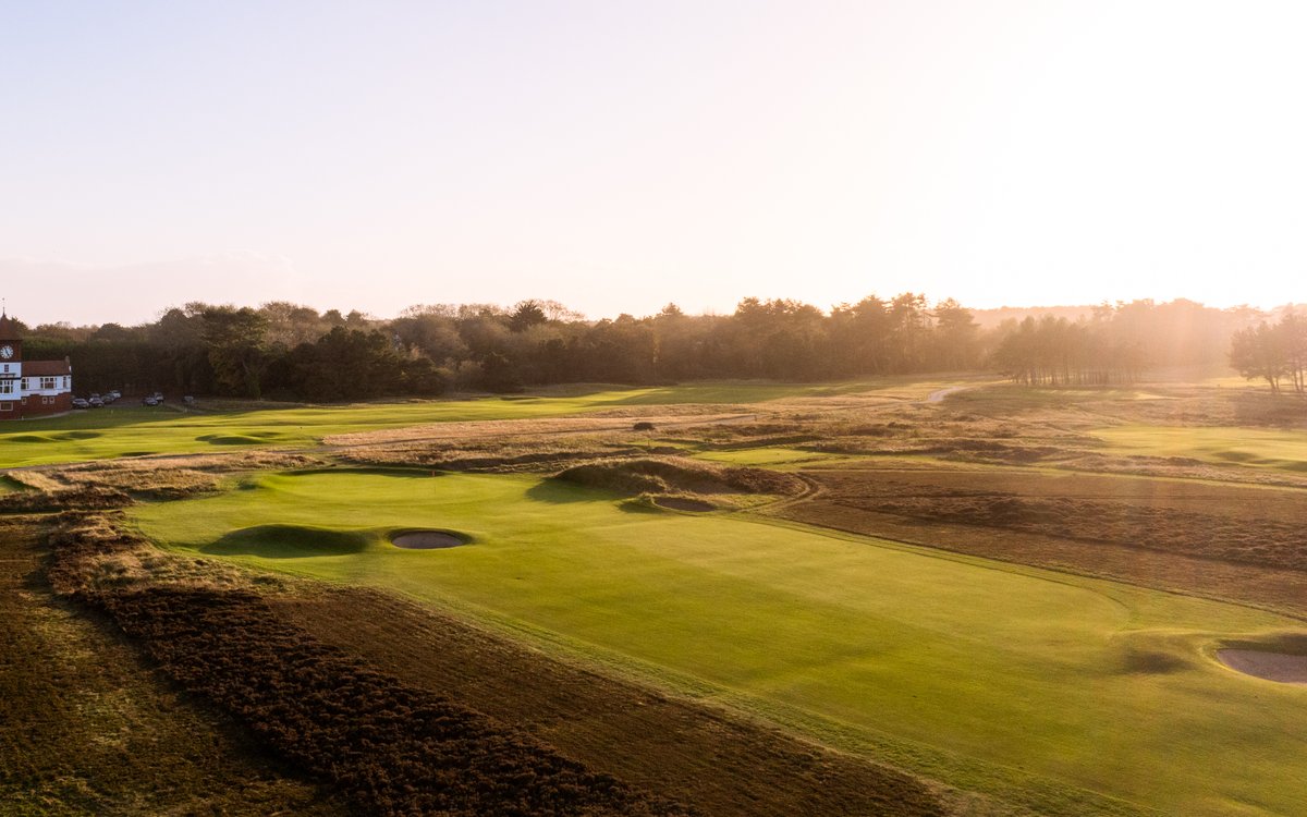 A great visual of our heather management, where Rob and his team work hard to keep the course equally beautiful and playable.

By managing the first 10 yards of heather and leaving the thicker areas out of play, they enhance pace of play and enjoyment for all.