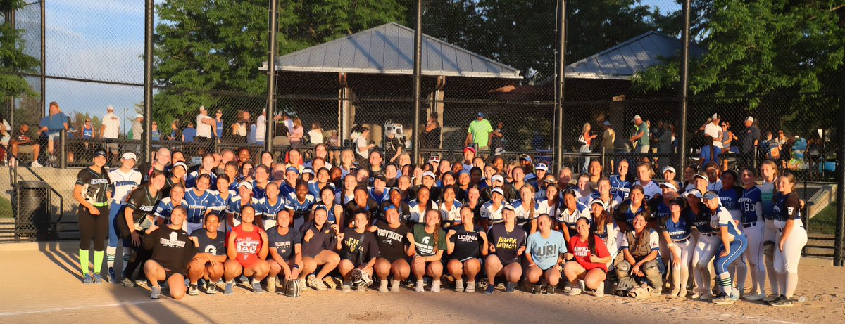 KBadamiMenges29's tweet photo. I had so much fun at the Intensity Workout last night. I am so thankful to be a part of such a great organization! 💙💚
@njintensity2010 https://t.co/qHMD5hHY2O