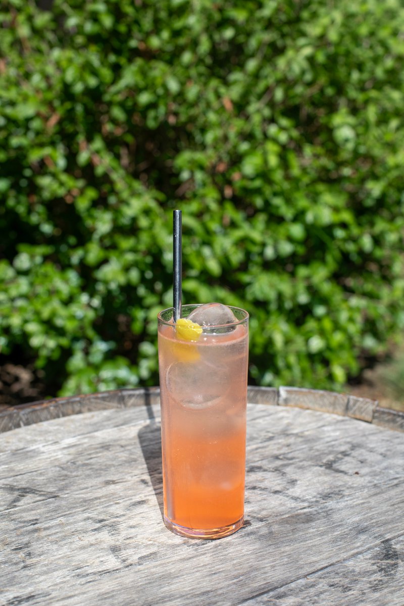 Staying in town this #4thofJuly weekend? Come sip something bright, fresh, &amp; a little unexpected.

Our Garden Shrub is summer in a glass—gin or vodka, strawberry, green pepper, sugar, vinegar, lemon &amp; seltzer. 

✨ Wed: 5–10
✨ Thur: 5–10
🇺🇸 Fri: Closed
✨ Sat: 2–11
✨ Sun: 3–8