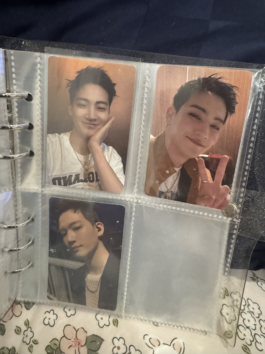 nadear_hr's tweet photo. สนใจใบไหน DM ได้เลยค้าาบบ💗 #ตลาดนัดอากาเซ่ #ตลาดนัดอากาเซ  #ตลาดนัดอากาเซ่got7 https://t.co/qXmLOwiGEQ