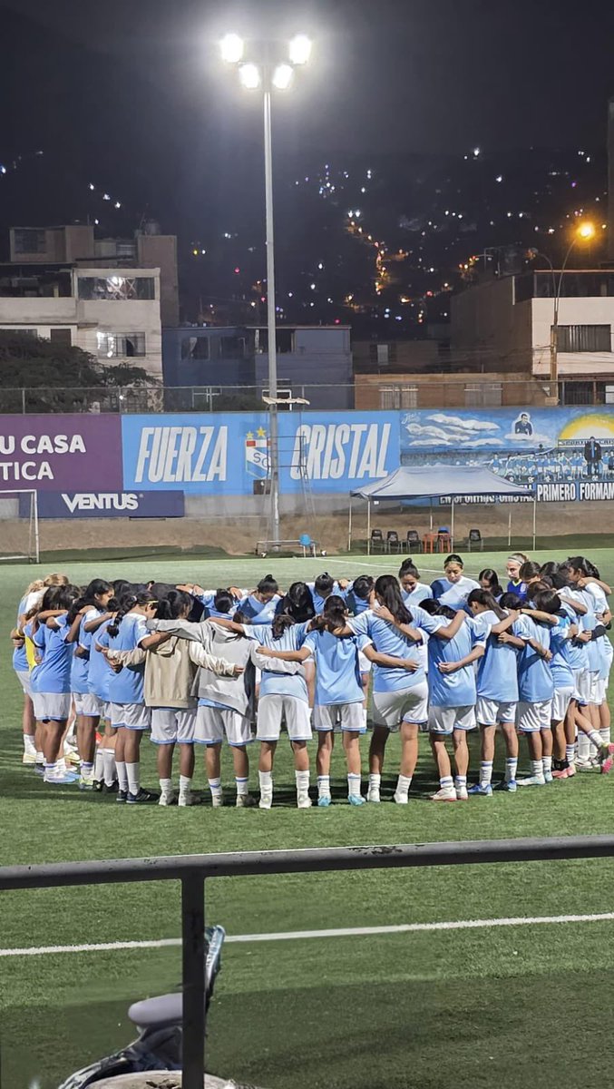 No hay nada más poderoso que una persona con hambre, pero no de placer, sino de propósito.

Cuando un futbolista canaliza su deseo hacia su misión, se convierte en alguien imparable.