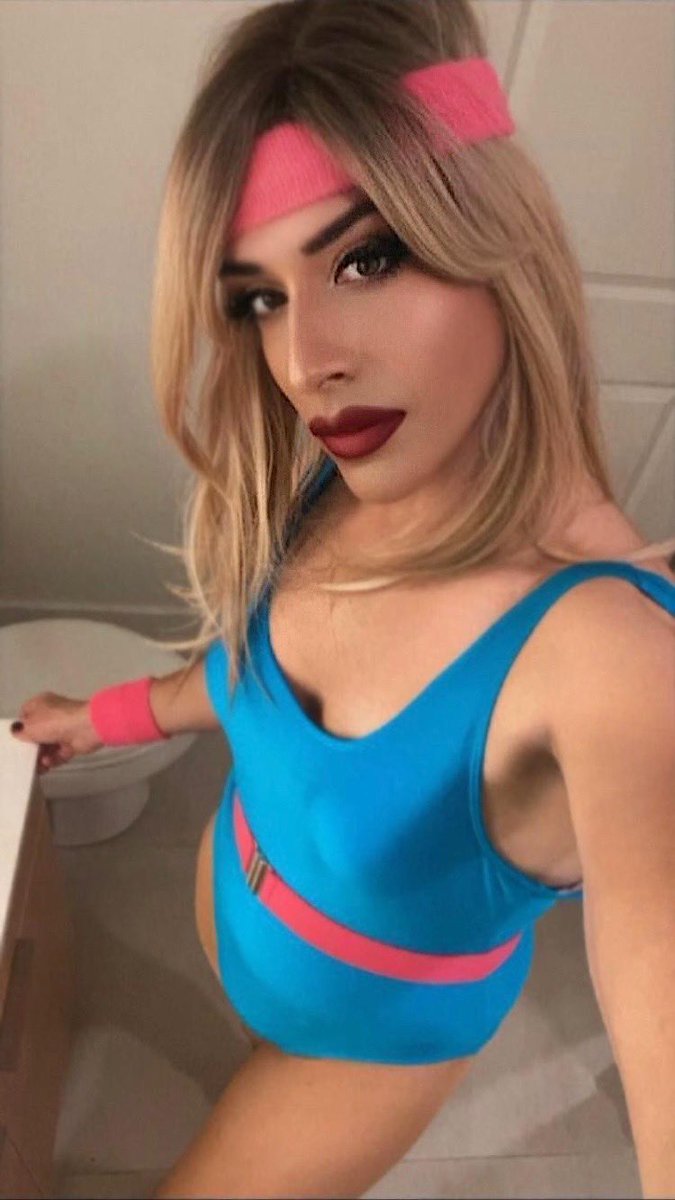 Lena Nylonista (@lenanylonista) on Twitter photo 