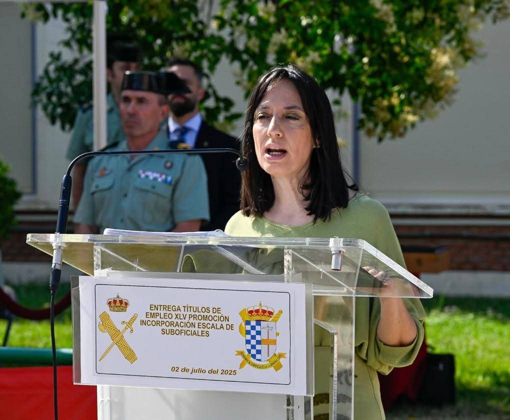 Enhorabuena a los nuevos #SuboficialesGC que hoy han recibido el despacho, bienvenidos a la primera escala de mando, aquí tenéis vuestra asociación.

La directora general ha mencionado en su alocución al #90AniversarioSuboficialesGC

¡Noventa años vertebrando la Institución!👏🏼👏🏼