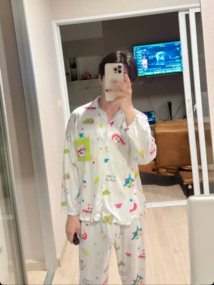 #เหงา

instagram.com/akkarin.sa?igs…