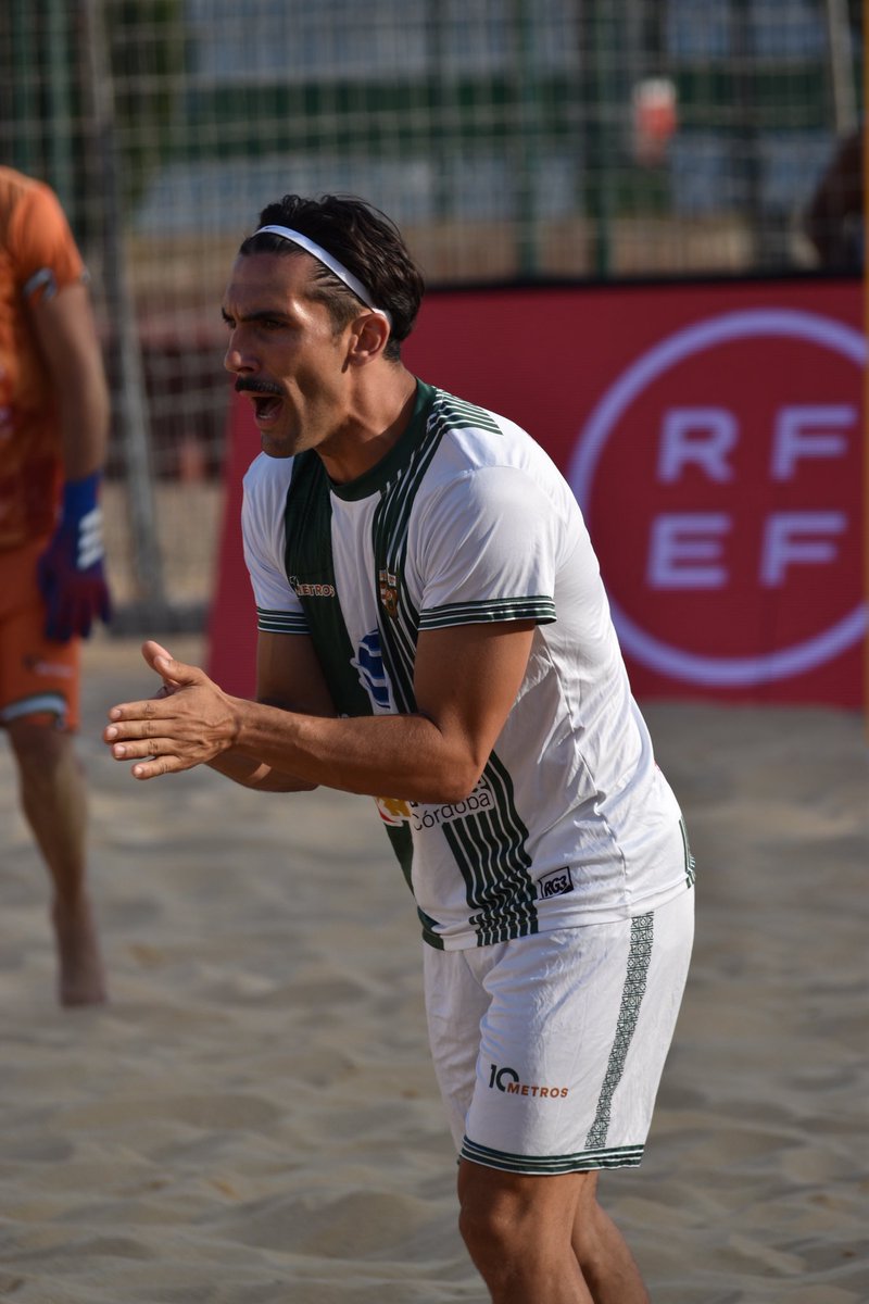 AMontero_14's tweet photo. @CordobaFutsal 💚🤍 https://t.co/me0GFMsBWU