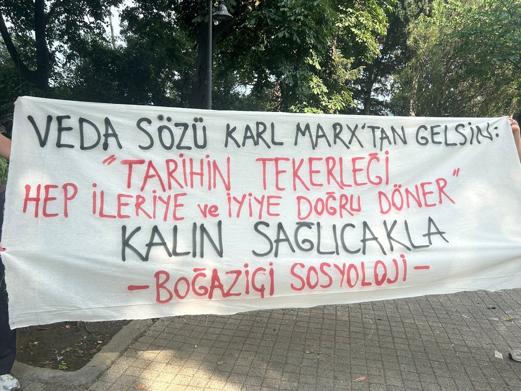 alternatif mezuniyet, 2025
<a href="/bounsoc/">BOUN Sosyoloji</a>