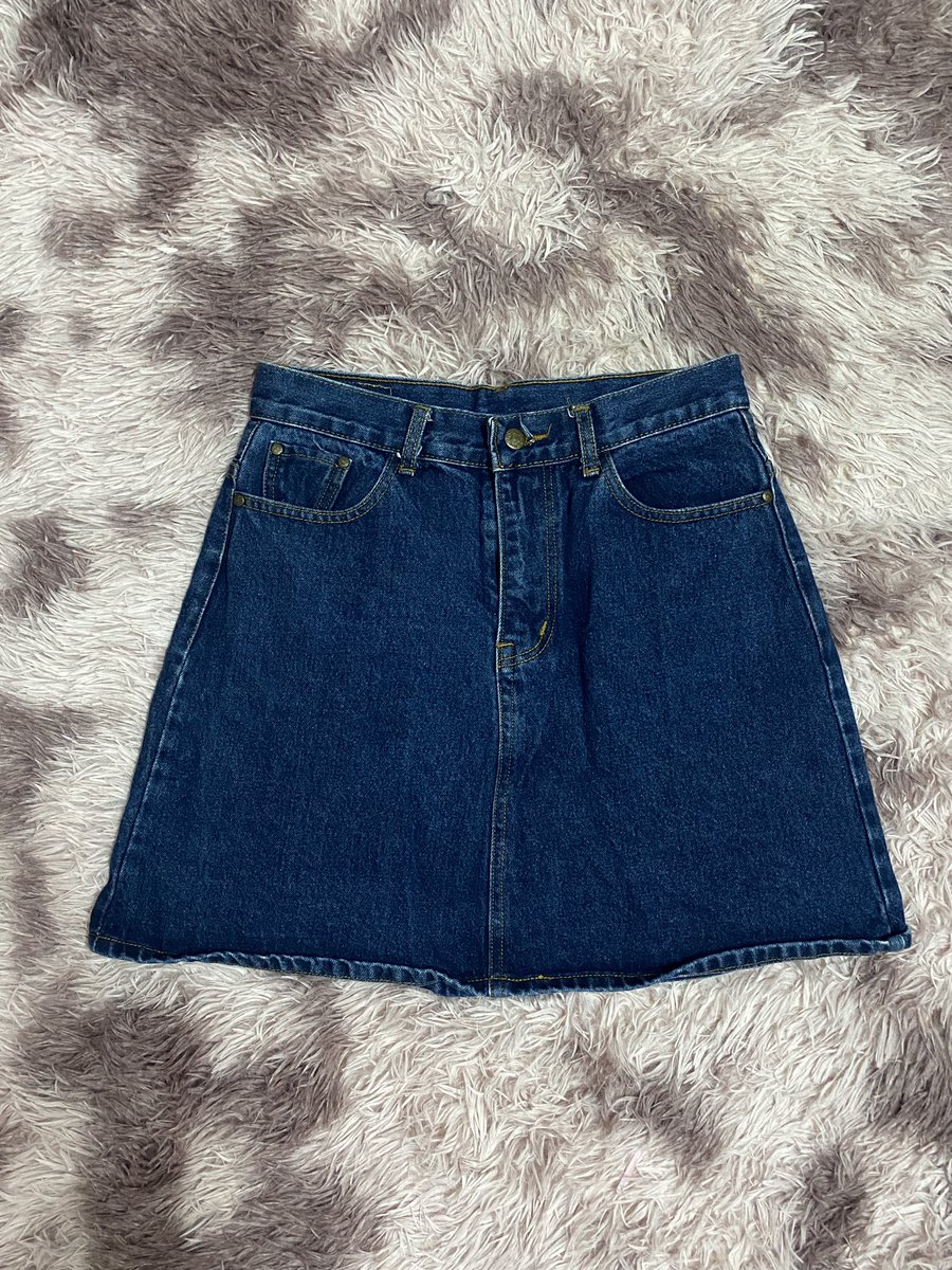 second_clothc's tweet photo. กระโปรงยีนส์
  🌱 XL 🌱 
ส่งต่อ 100 รวมส่ง  ราคาคุยกันได้ค่ะ
📦 DM // ใต้เม้น  คับ❤️
#ส่งต่อเสื้อผ้า #เสื้อผ้ามือสอง #เสื้อผ้ามือ2 #กางเกงมือหนึ่ง #ส่งต่อกางเกงยีนส์ #เสื้อผ้าราคาถูก #กางเกงยีนส์ https://t.co/LHnKgCVHvh