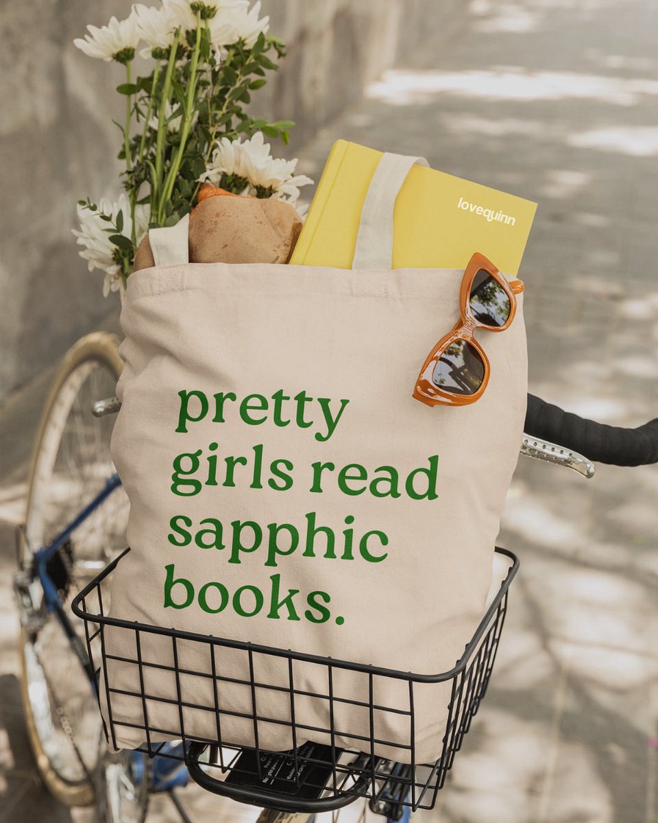 wearelovequinn's tweet image. pretty girls read sapphic books 📖
e garotas espertas usam o cupom LENDOSAFICOS pra pegar 10% off não só na bag, mas na coleção completa!
corre aqui @lendosaficos 💌