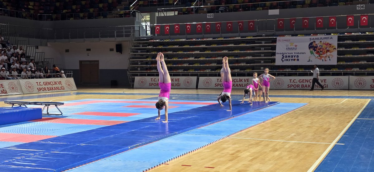 GSB_Sanliurfa's tweet photo. GSB Spor Okulları ve Engelsiz GSB Spor Okullarımızın açılış törenini gerçekleştirdik.

Gençler yaz tatilini çeşitli kurslarla dolu dolu geçirecek. @OA_BAK @gencliksporbak https://t.co/IPRhdecmOF